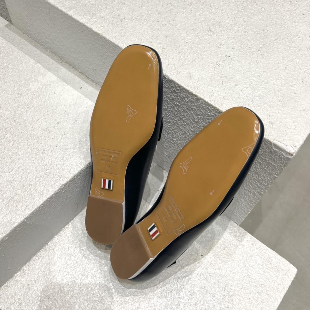 Thom Browne Navy Calf Leather Flexible Leather Sole 3-bow Loafer - PerfectKickZ