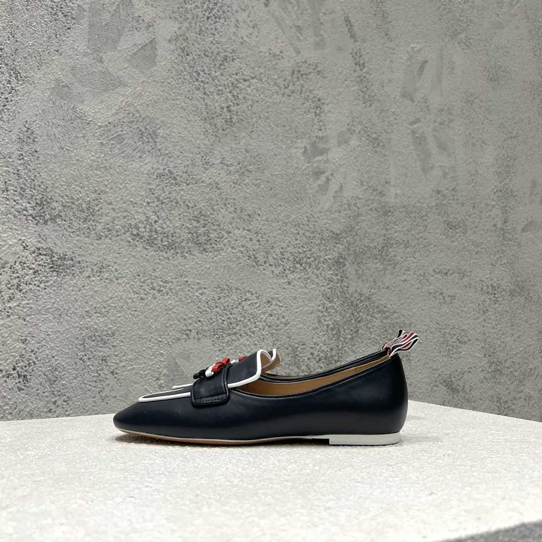Thom Browne Navy Calf Leather Flexible Leather Sole 3-bow Loafer - PerfectKickZ