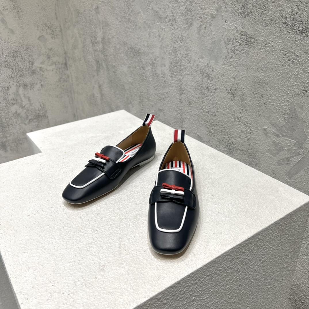 Thom Browne Navy Calf Leather Flexible Leather Sole 3-bow Loafer - PerfectKickZ