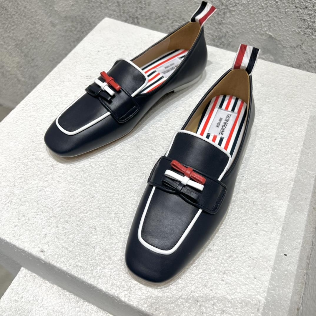 Thom Browne Navy Calf Leather Flexible Leather Sole 3-bow Loafer - PerfectKickZ