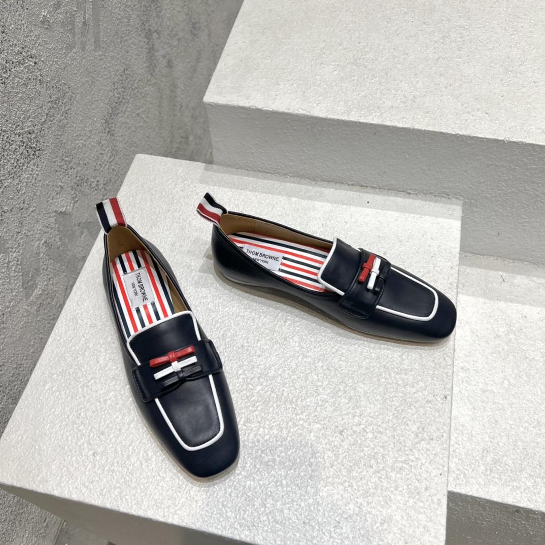 Thom Browne Navy Calf Leather Flexible Leather Sole 3-bow Loafer - PerfectKickZ