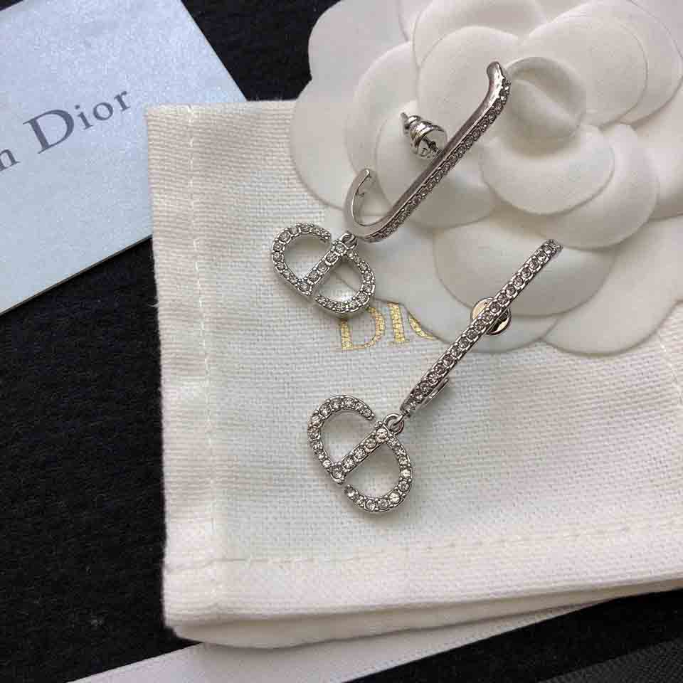 Dior 30 Montaigne Earrings - PerfectKickZ