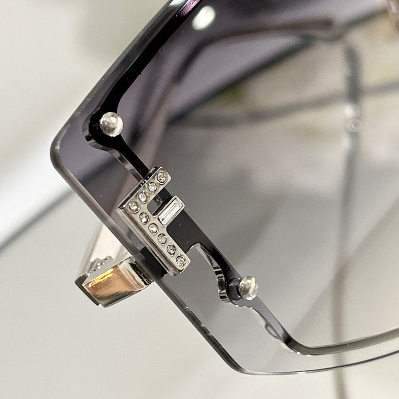 Fendi First Shield Sunglasses With Gray Gradient Lenses   FF40096 - PerfectKickZ