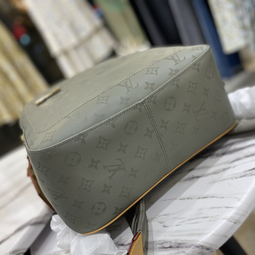 Louis Vuitton Monogram Titanium Backpack Pm Grey (32×43×13cm)  M43882 - PerfectKickZ