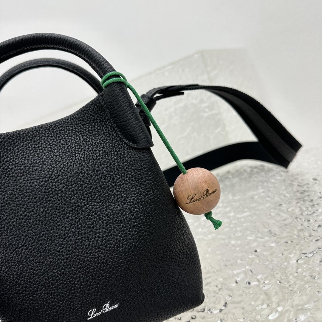 Loro Piana Micro Bale Bag  (14cm*14cm*18cm) - 