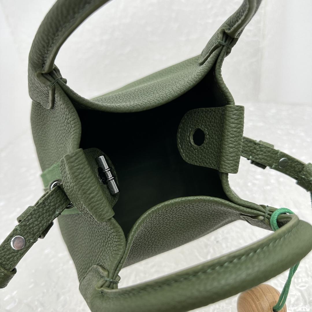 Loro Piana Micro Bale Bag  (14cm*14cm*18cm) - PerfectKickZ