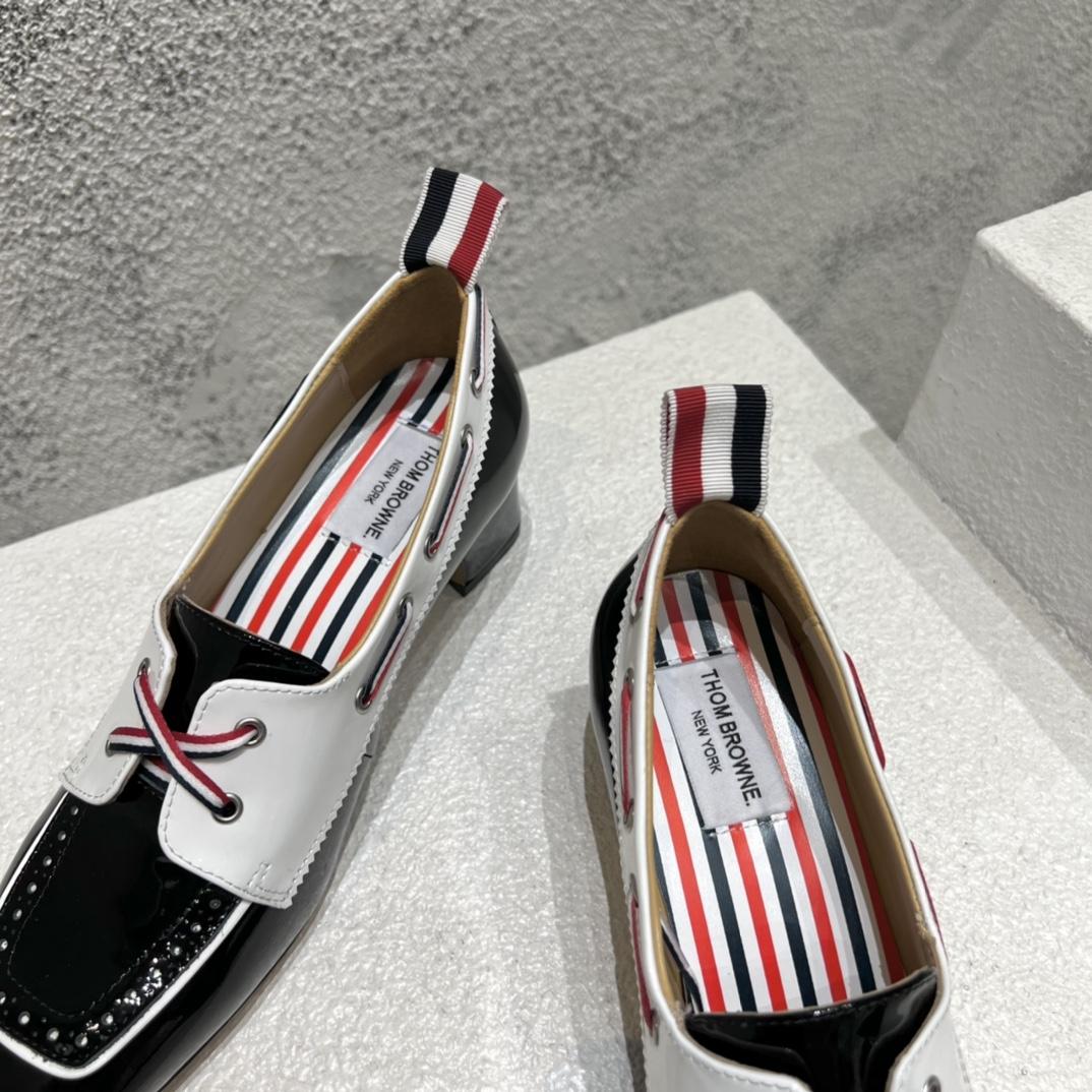 Thom Browne Black And White Soft Patent Leather 40mm Block Heel Boat Shoe - PerfectKickZ