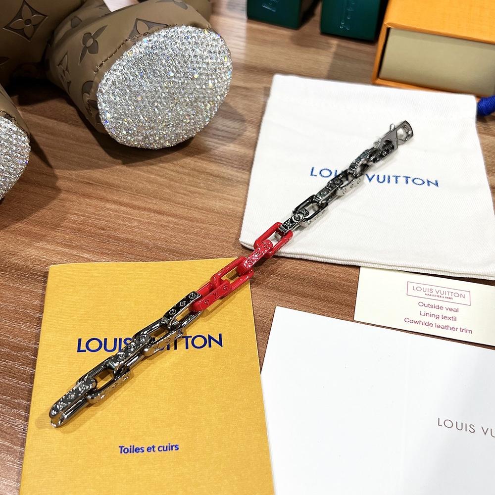 Louis Vuitton Monogram Chain Bracelet    MP3199 - PerfectKickZ