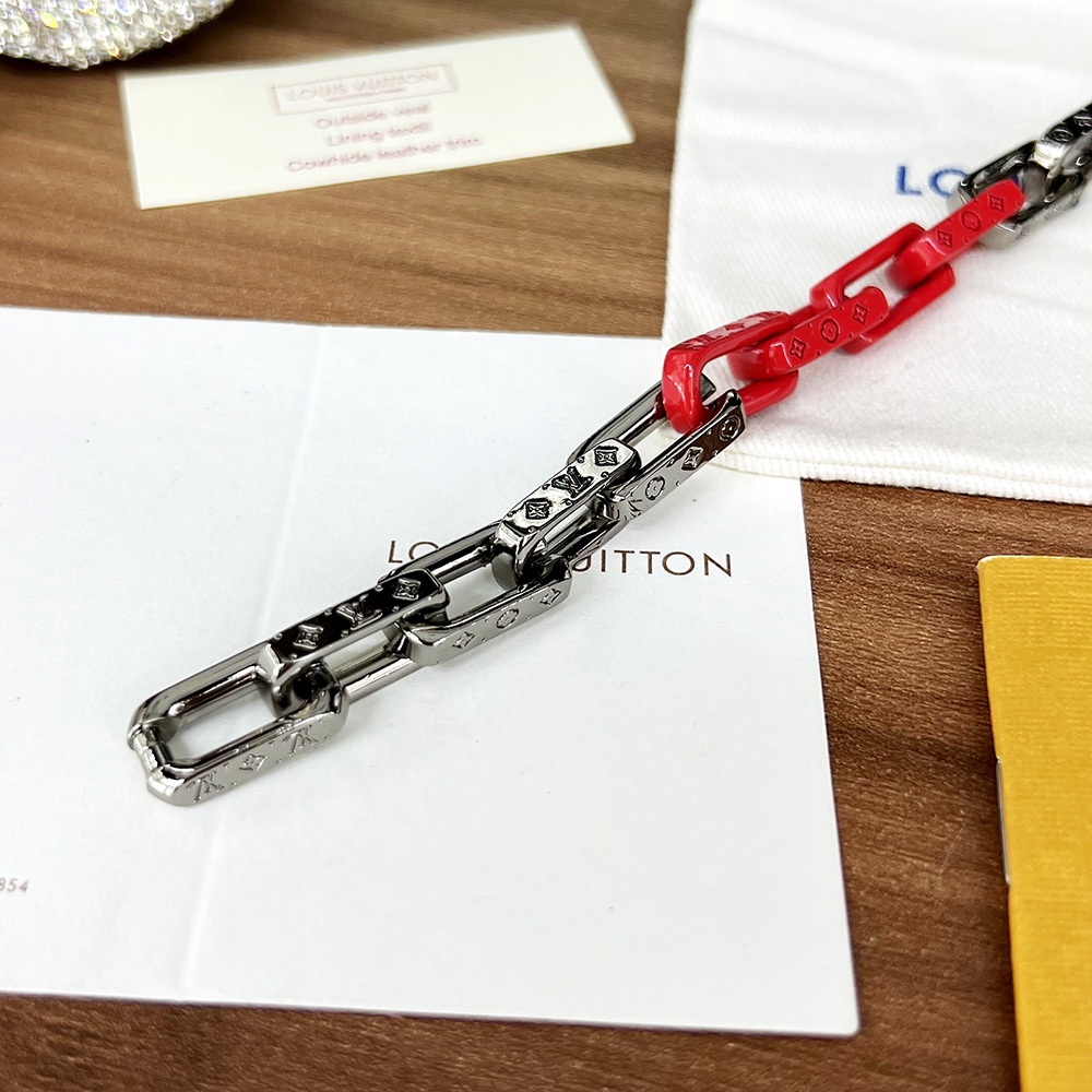 Louis Vuitton Monogram Chain Bracelet    MP3199 - PerfectKickZ