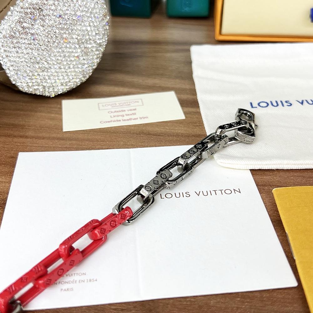 Louis Vuitton Monogram Chain Bracelet    MP3199 - PerfectKickZ