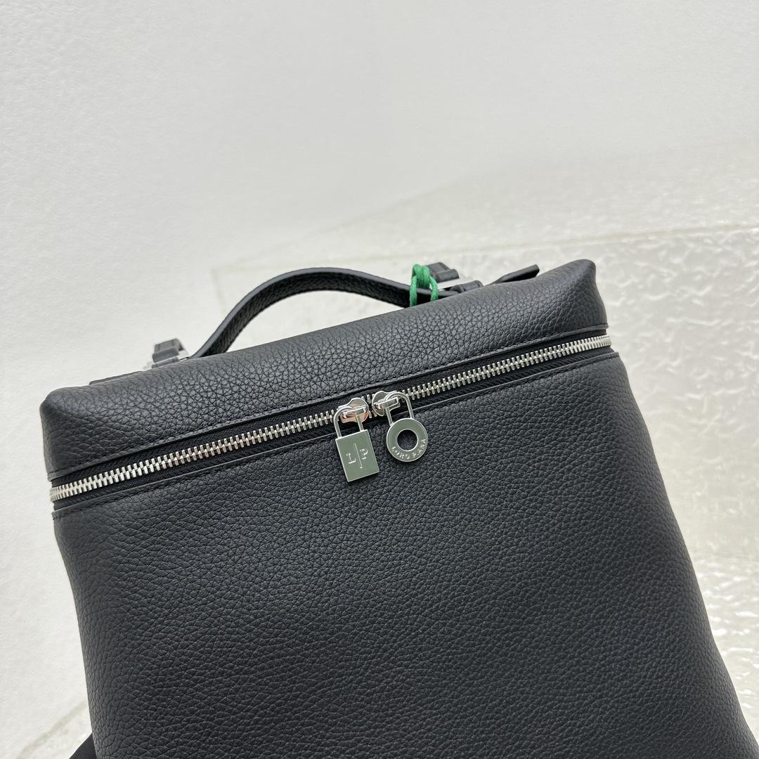 Loro Piana Extra Pocket Backpack L23.5   (23×8×22cm) - PerfectKickZ