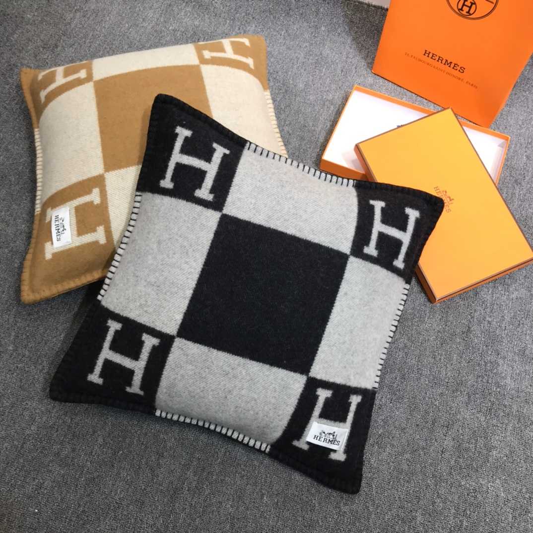 Hermes Avalon Pillow - PerfectKickZ