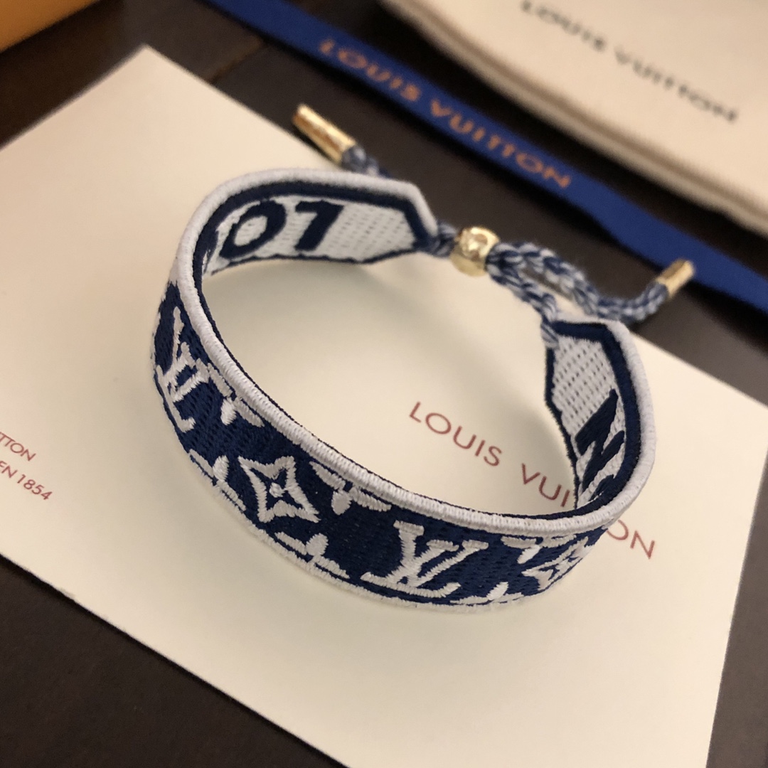 Louis Vuitton LV Buddy Bracelet    M1056Z - PerfectKickZ