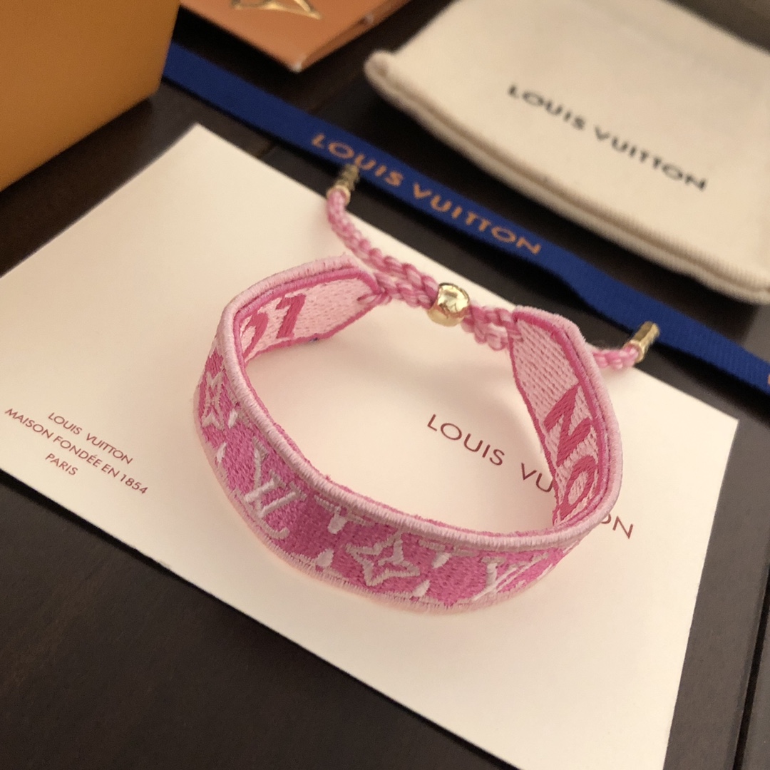 Louis Vuitton LV Buddy Bracelet    M1056Z - PerfectKickZ