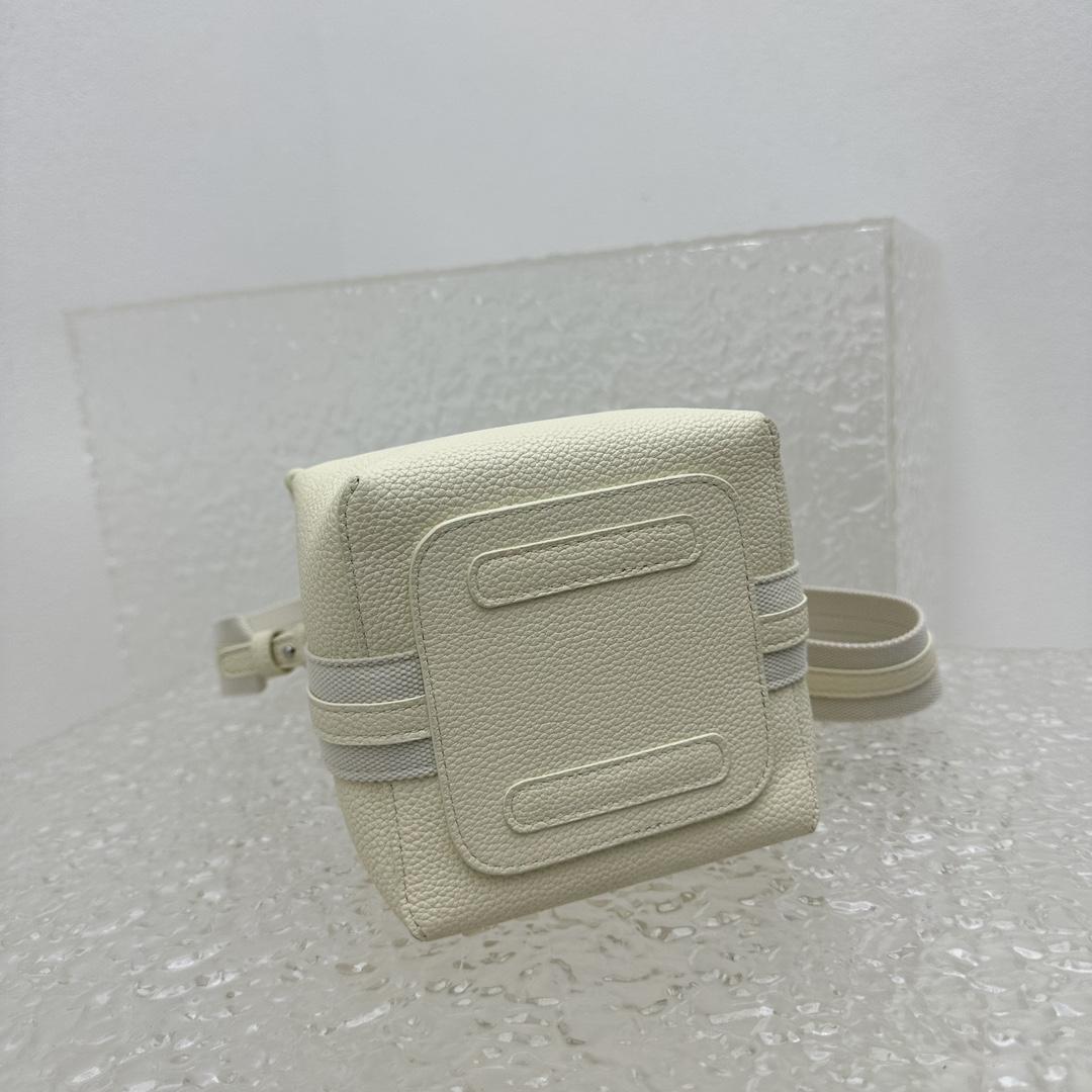 Loro Piana Micro Bale Bag  (14cm*14cm*18cm) - PerfectKickZ