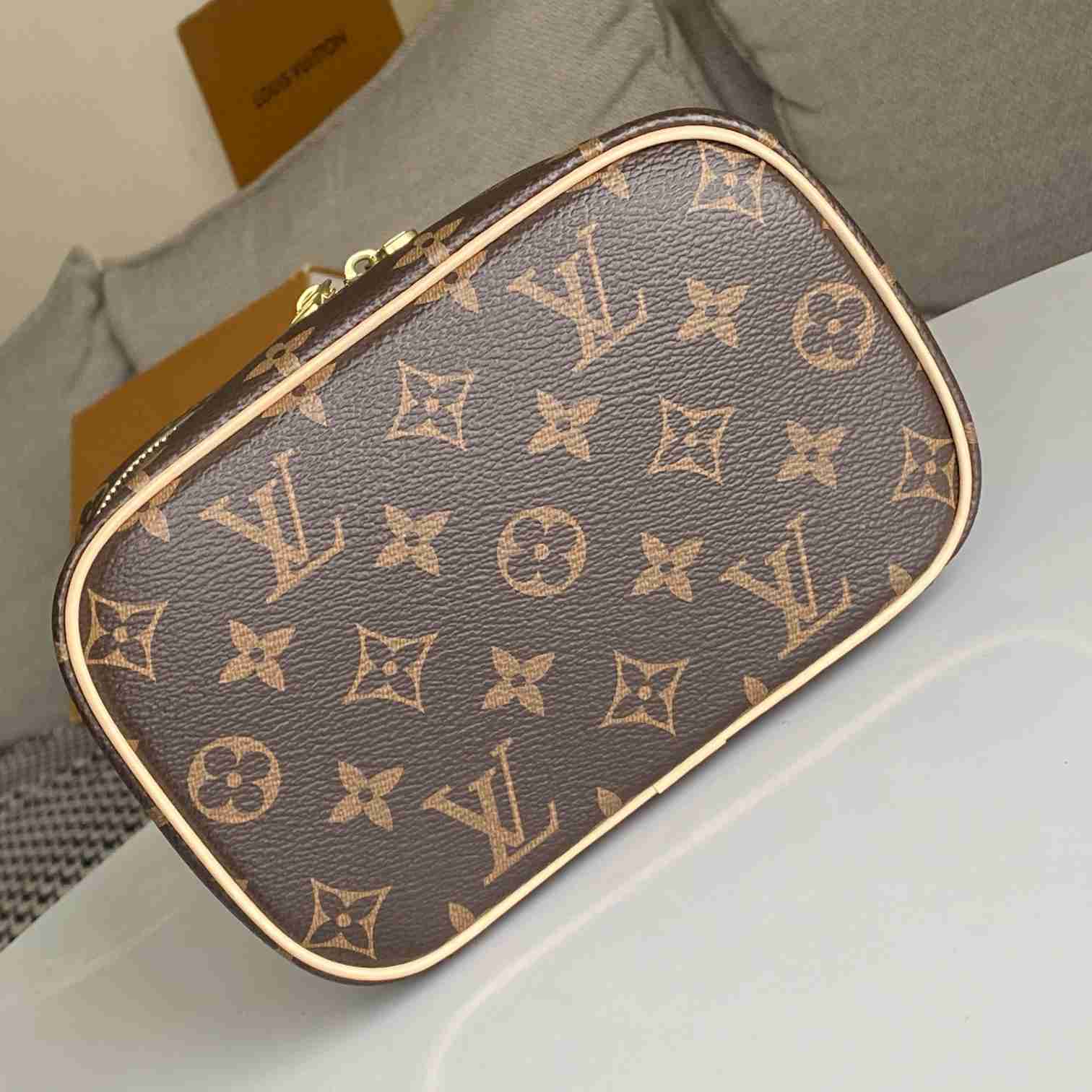 Louis Vuitton Nice Mini Toiletry Pouch  M44495 - PerfectKickZ