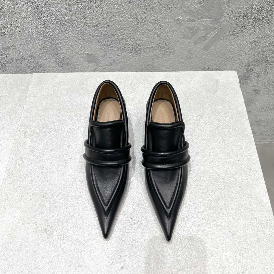 Bottega Veneta Spada Pump - PerfectKickZ