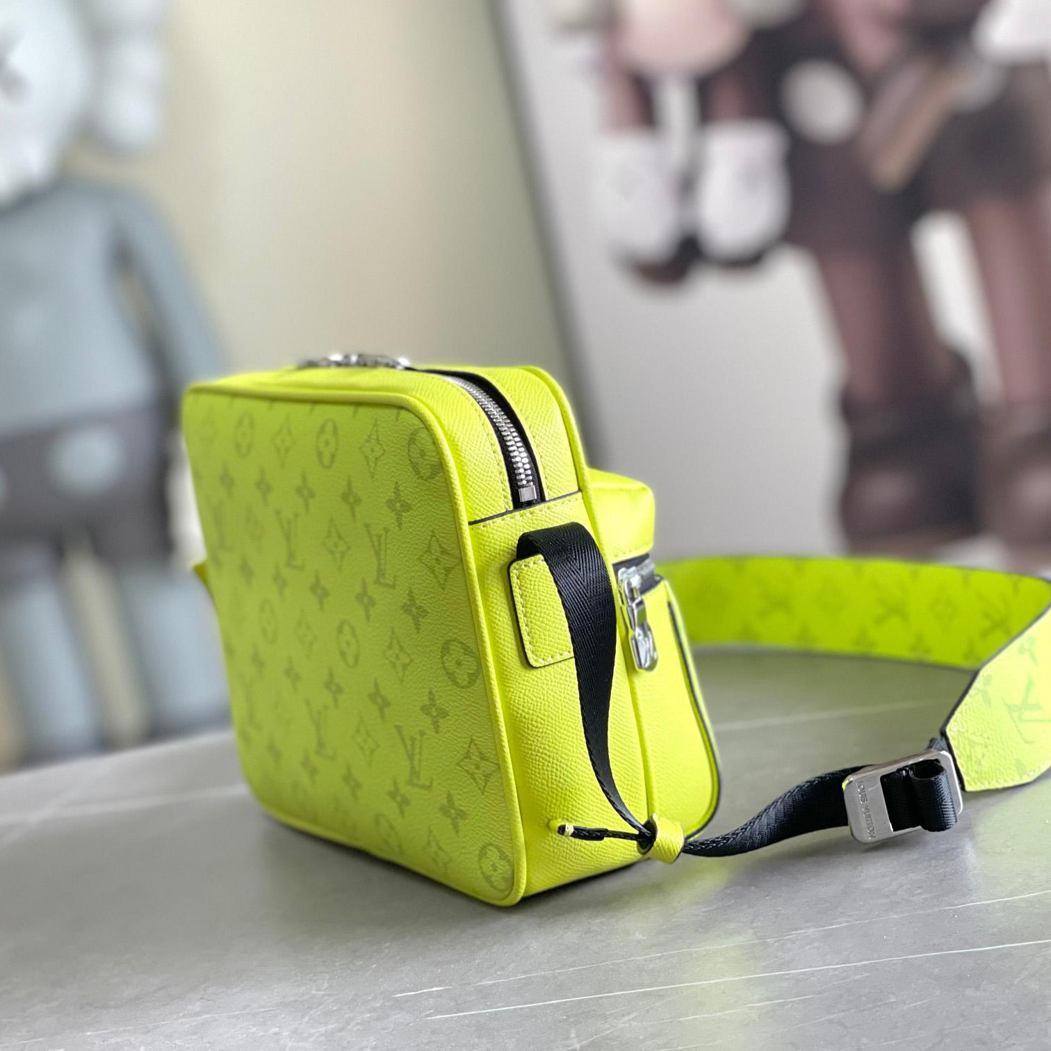 Louis Vuitton Multi Pochette Accessoires   (29.5-20-10.5cm) M57631 - PerfectKickZ