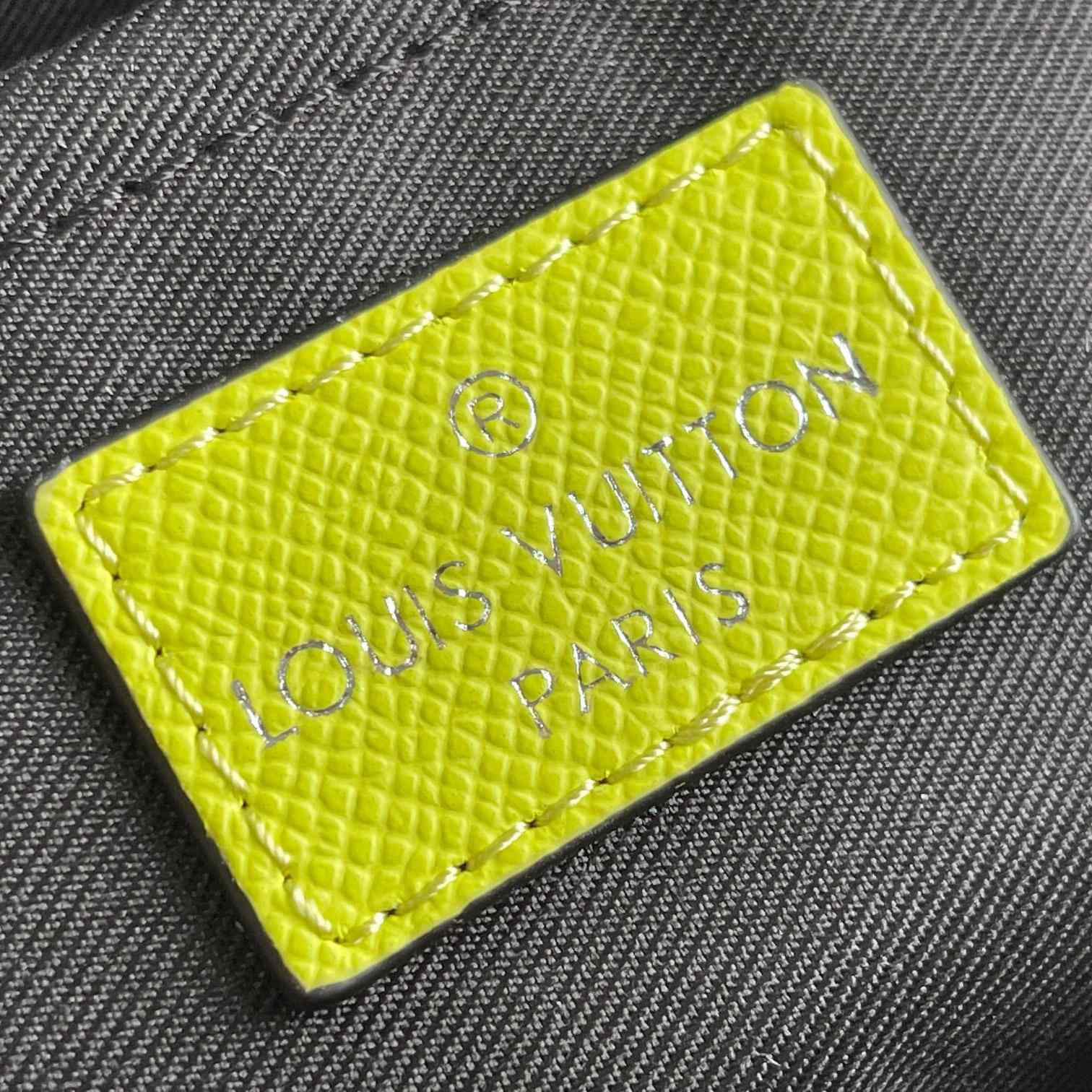 Louis Vuitton Multi Pochette Accessoires   (29.5-20-10.5cm) M57631 - PerfectKickZ