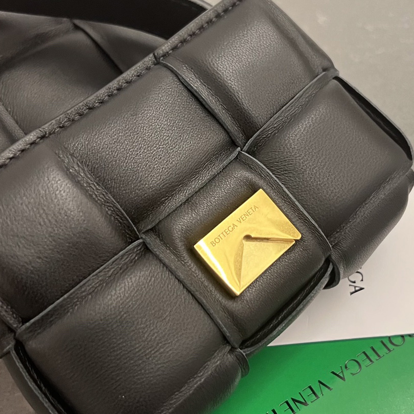 Bottega Veneta Padded Cassette Bag(12*8*4cm) - 
