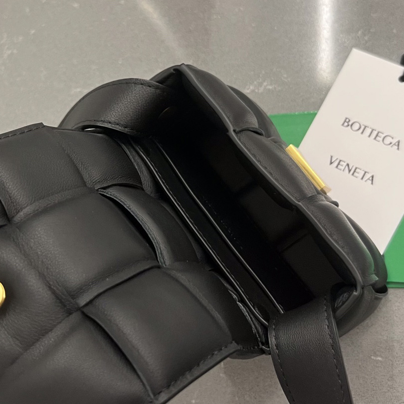 Bottega Veneta Padded Cassette Bag(12*8*4cm) - PerfectKickZ