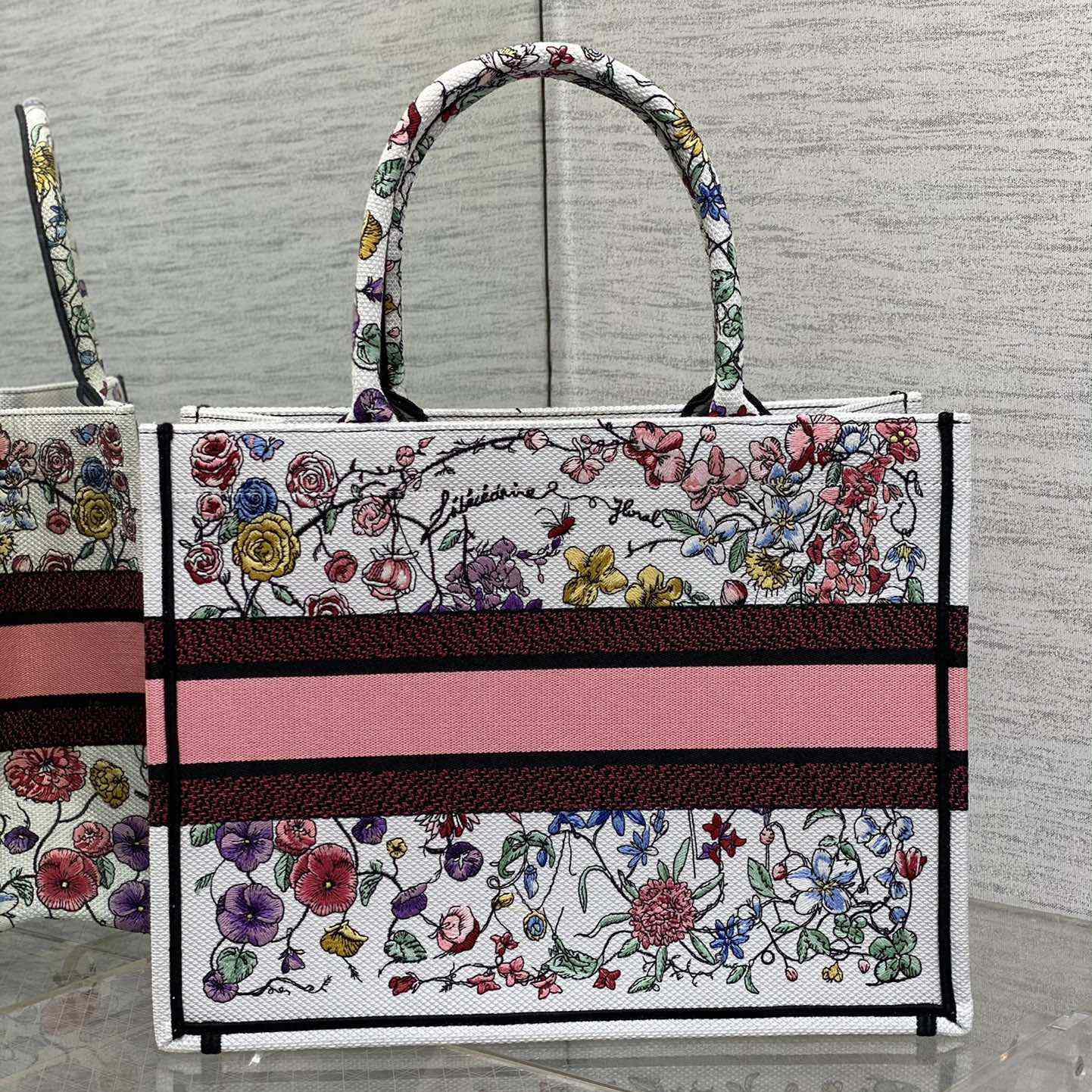 Dior Medium Dior Book Tote - PerfectKickZ