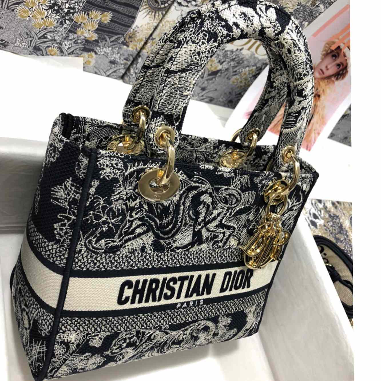 Dior Medium Lady D-lite Bag( 24--20-11cm) - PerfectKickZ