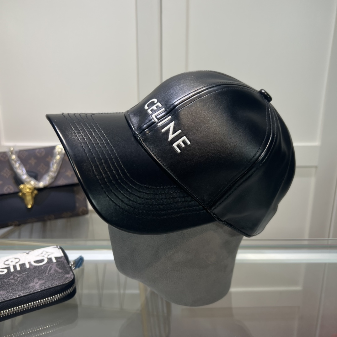 Celine Cap - PerfectKickZ