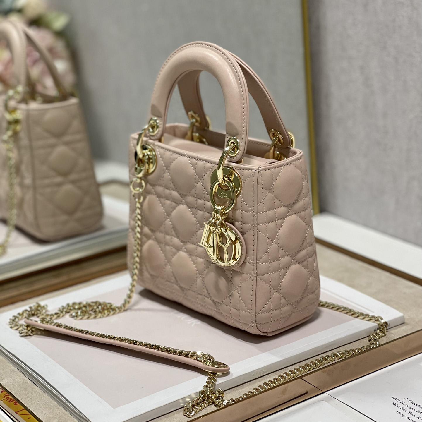 Dior Lady Dior Bag  (17 x 7.5x 14cm) - PerfectKickZ