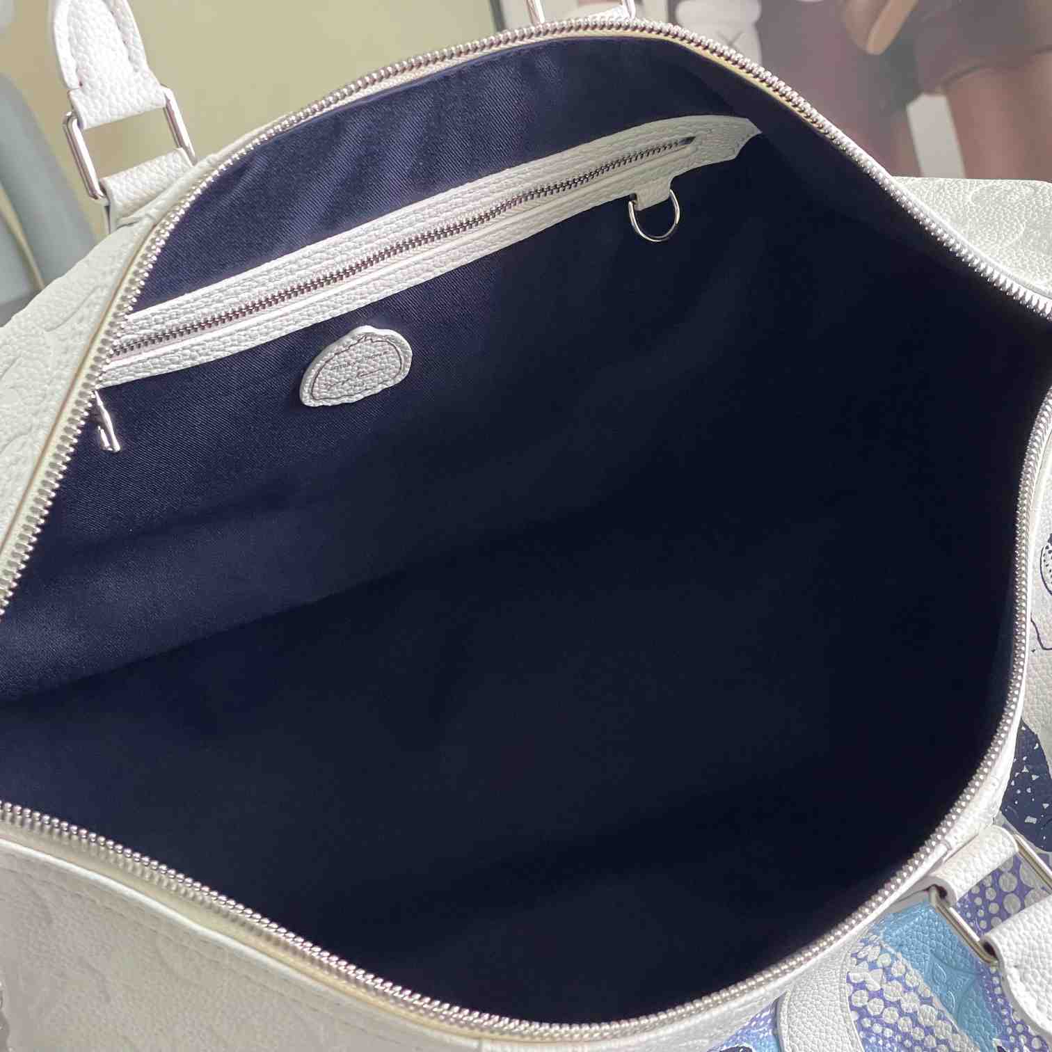 Louis Vuitton LV x YK Bandoulière Keepall 50    M21678 - PerfectKickZ