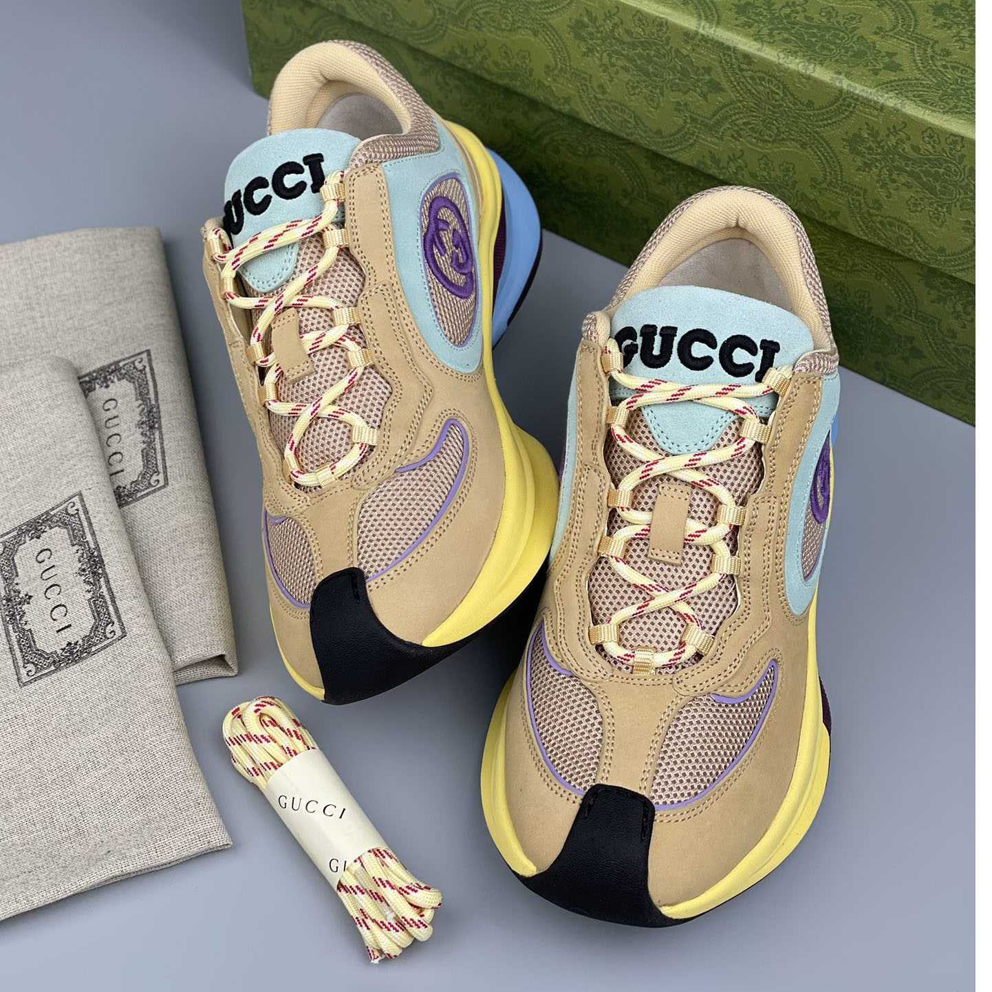 Gucci Run Sneaker - 