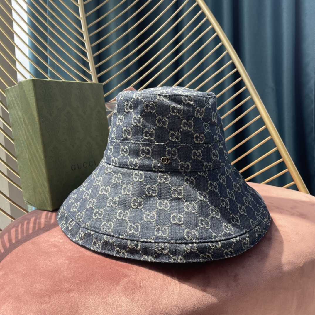 Gucci GG Canvas Wide Brim Hat - PerfectKickZ