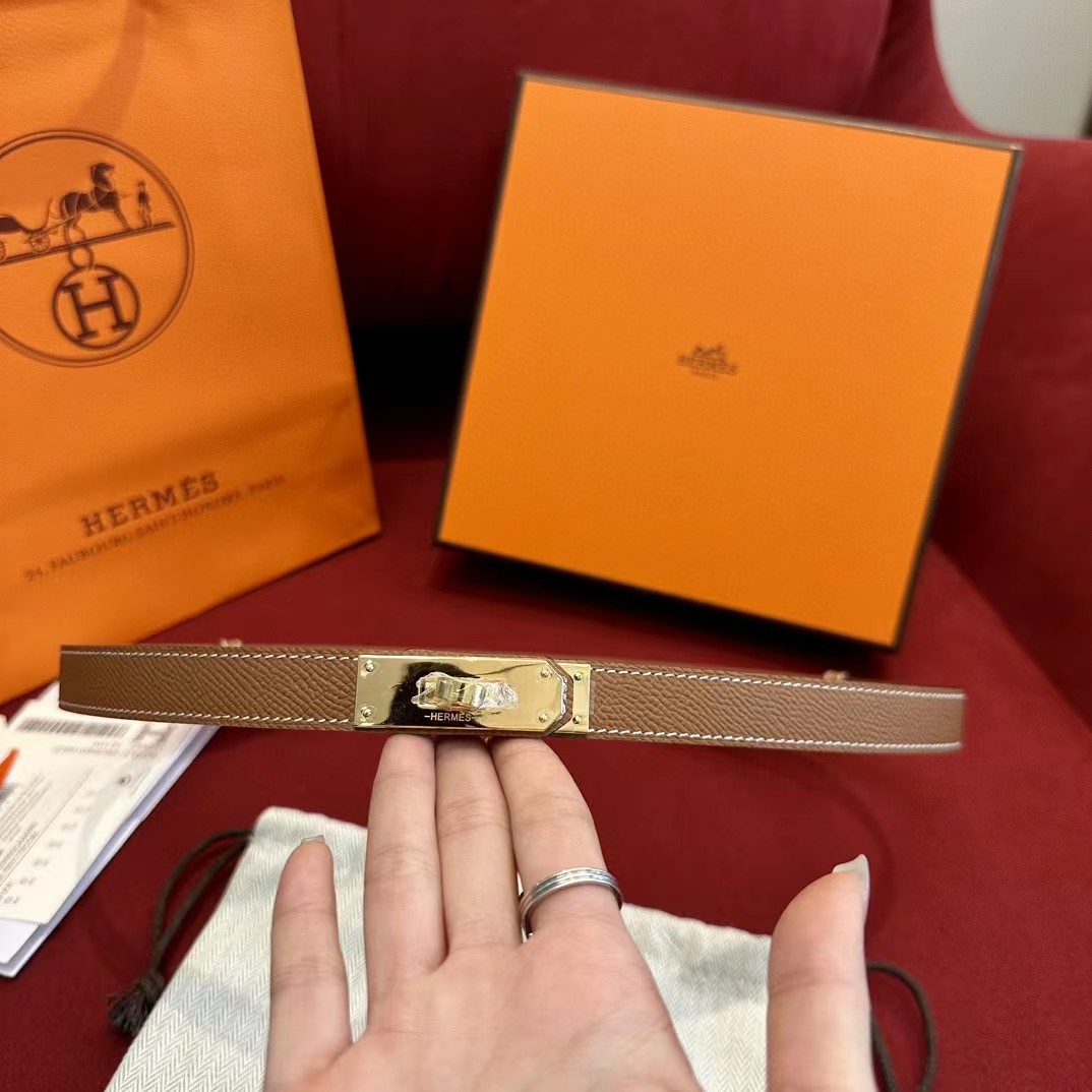 Hermes Authenticated Kelly Belt Leather - 