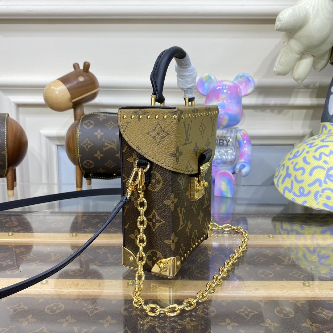 Louis Vuitton Camera Box (12.5 x 17.6 x 6cm)      M82465  - PerfectKickZ