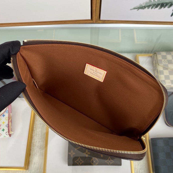 Louis Vuitton Monogram Pouch (24 x 1 x 17cm)M44191 - PerfectKickZ