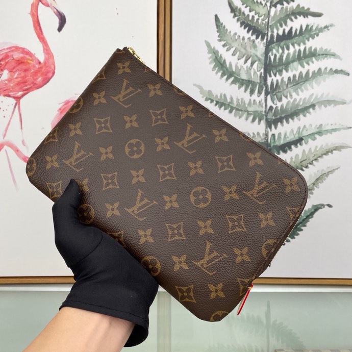 Louis Vuitton Monogram Pouch (24 x 1 x 17cm)M44191 - 