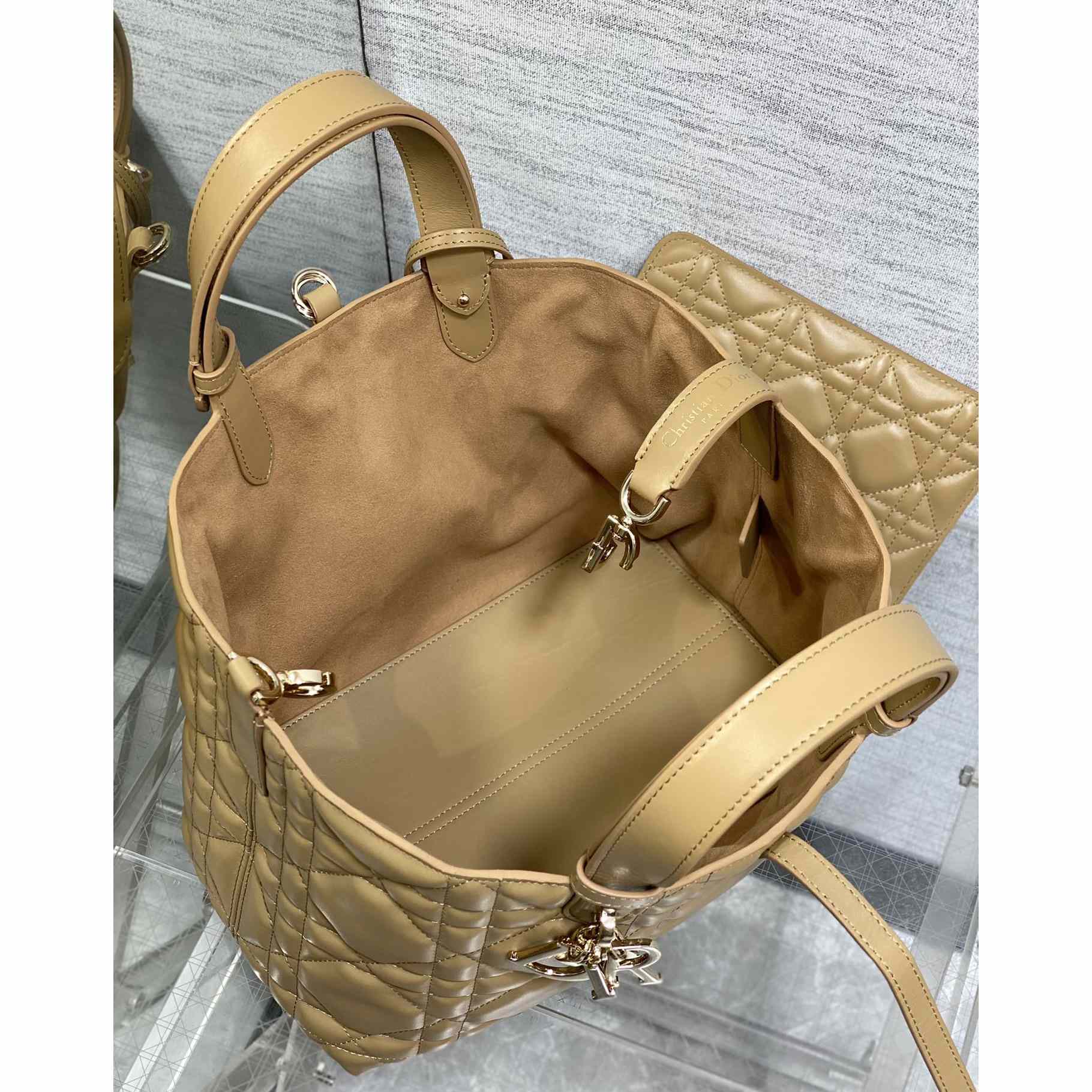 Dior Medium Dior Toujours Bag - PerfectKickZ