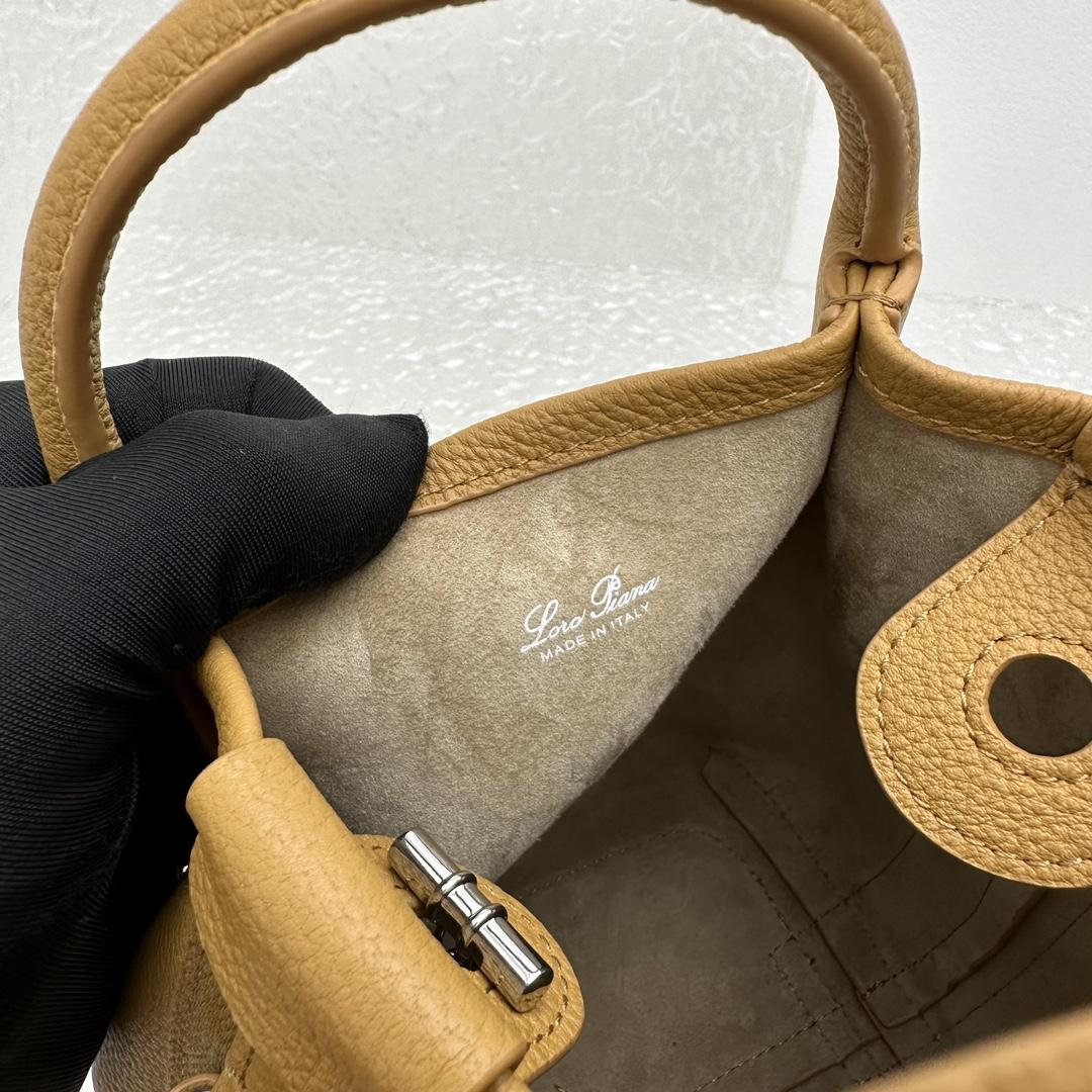 Loro Piana Micro Bale Bag  (14cm*14cm*18cm) - 