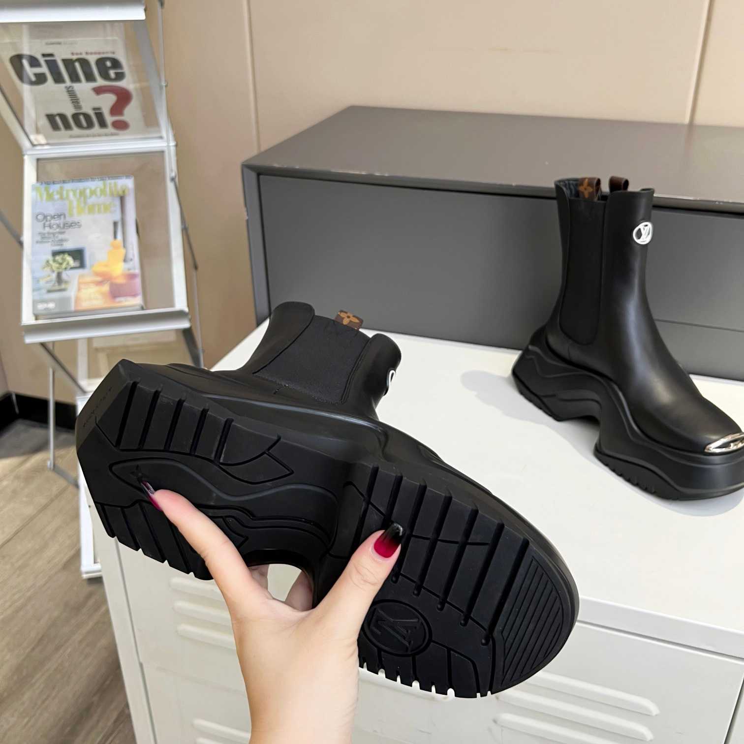 Louis Vuitton LV Archlight 2.0 Platform Ankle Boot - 