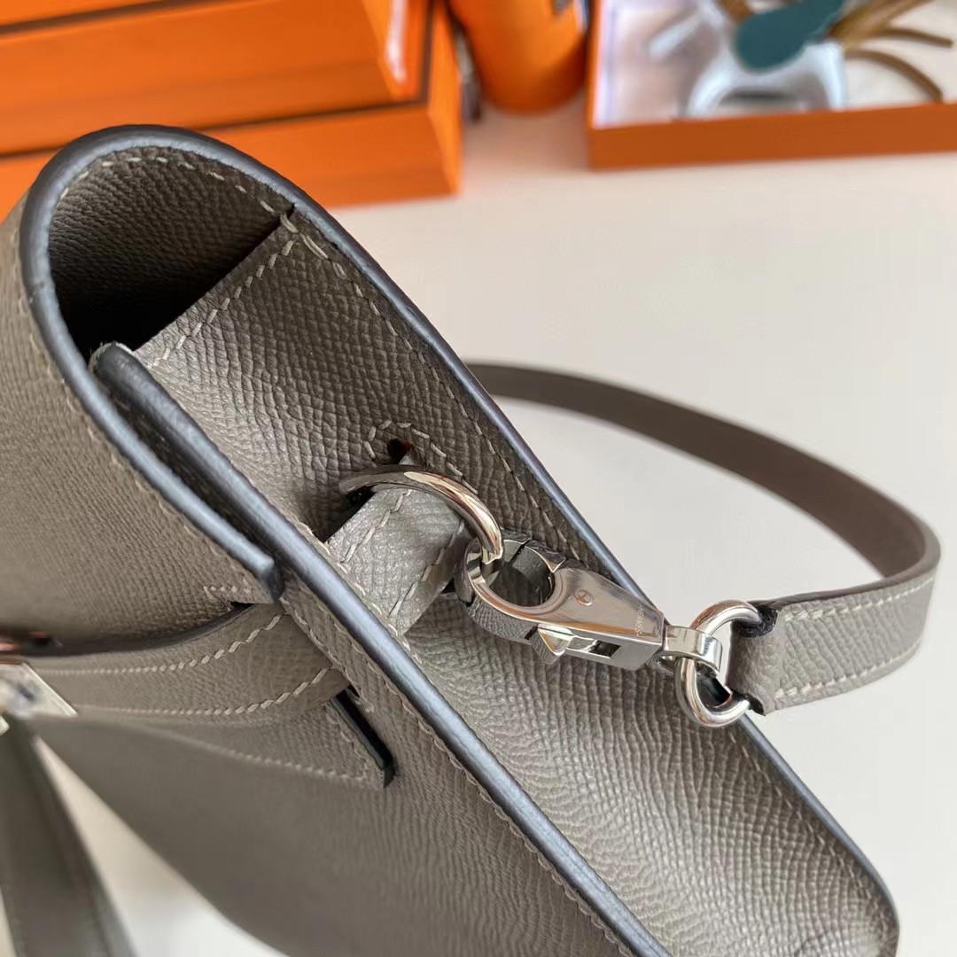 Hermes Kelly Dépêches Leather Bag (25-19-5cm) - PerfectKickZ