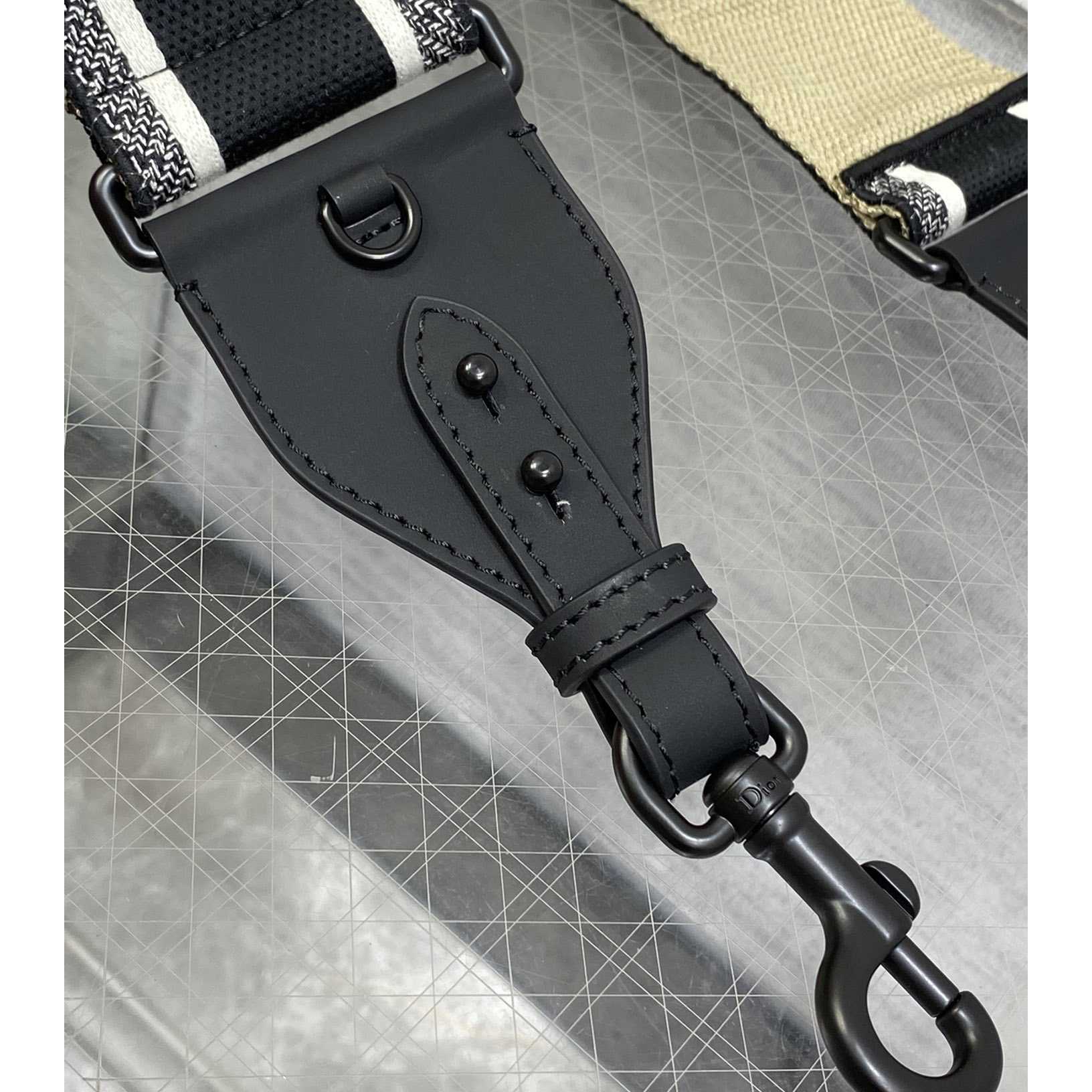 Dior Adjustable Shoulder Strap With Ring - PerfectKickZ