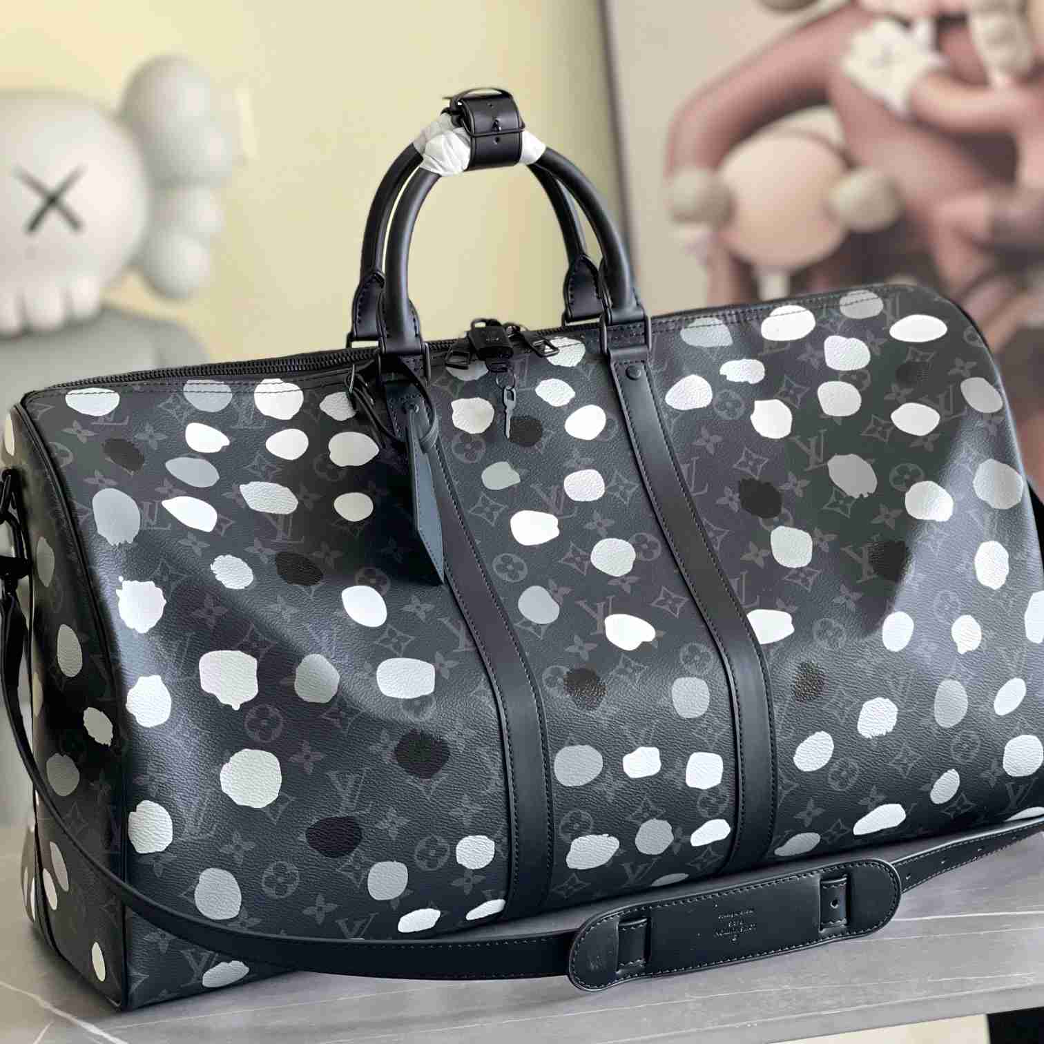 Louis Vuitton LV x YK Bandoulière Keepall 55   M46401 - PerfectKickZ