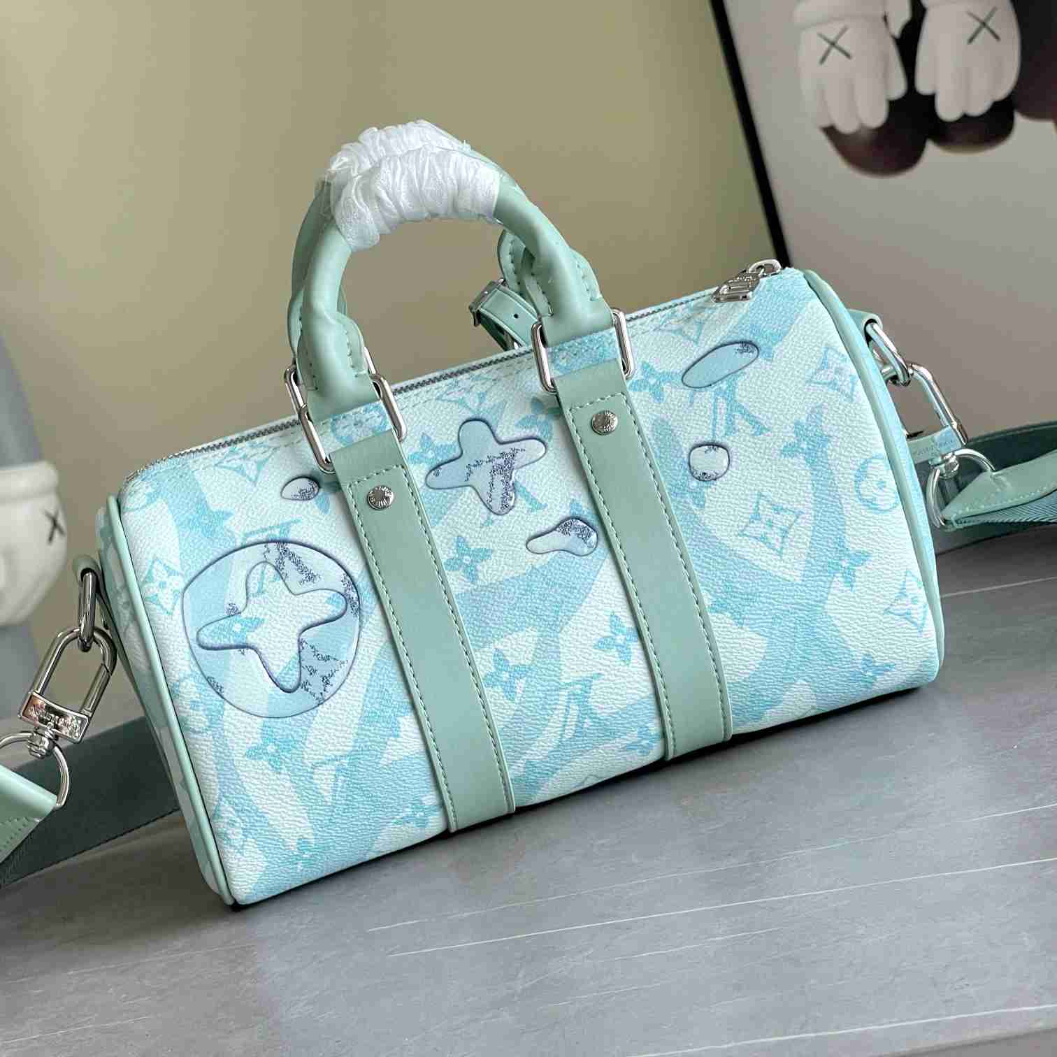 Louis Vuitton Keepall Bandoulière 25    M22527 - PerfectKickZ