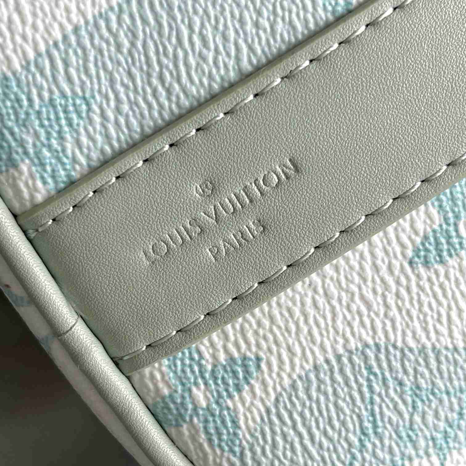 Louis Vuitton Keepall Bandoulière 25    M22527 - PerfectKickZ