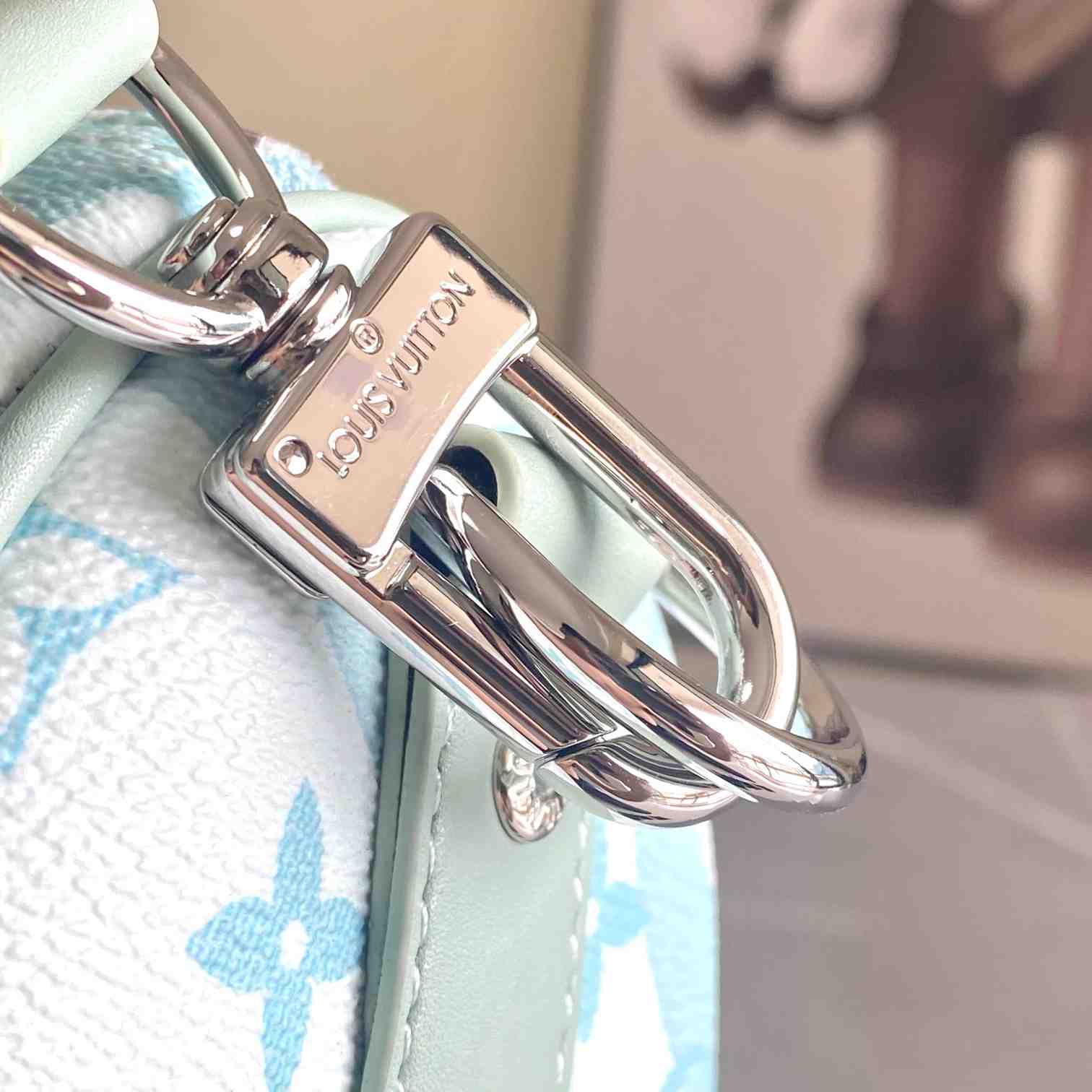 Louis Vuitton Keepall Bandoulière 25    M22527 - PerfectKickZ