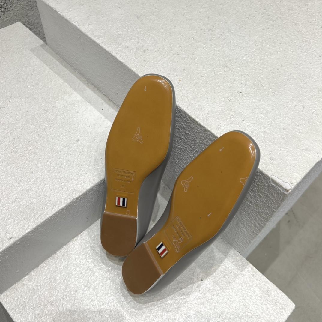 Thom Browne Bow-detail Flat Loafers - PerfectKickZ