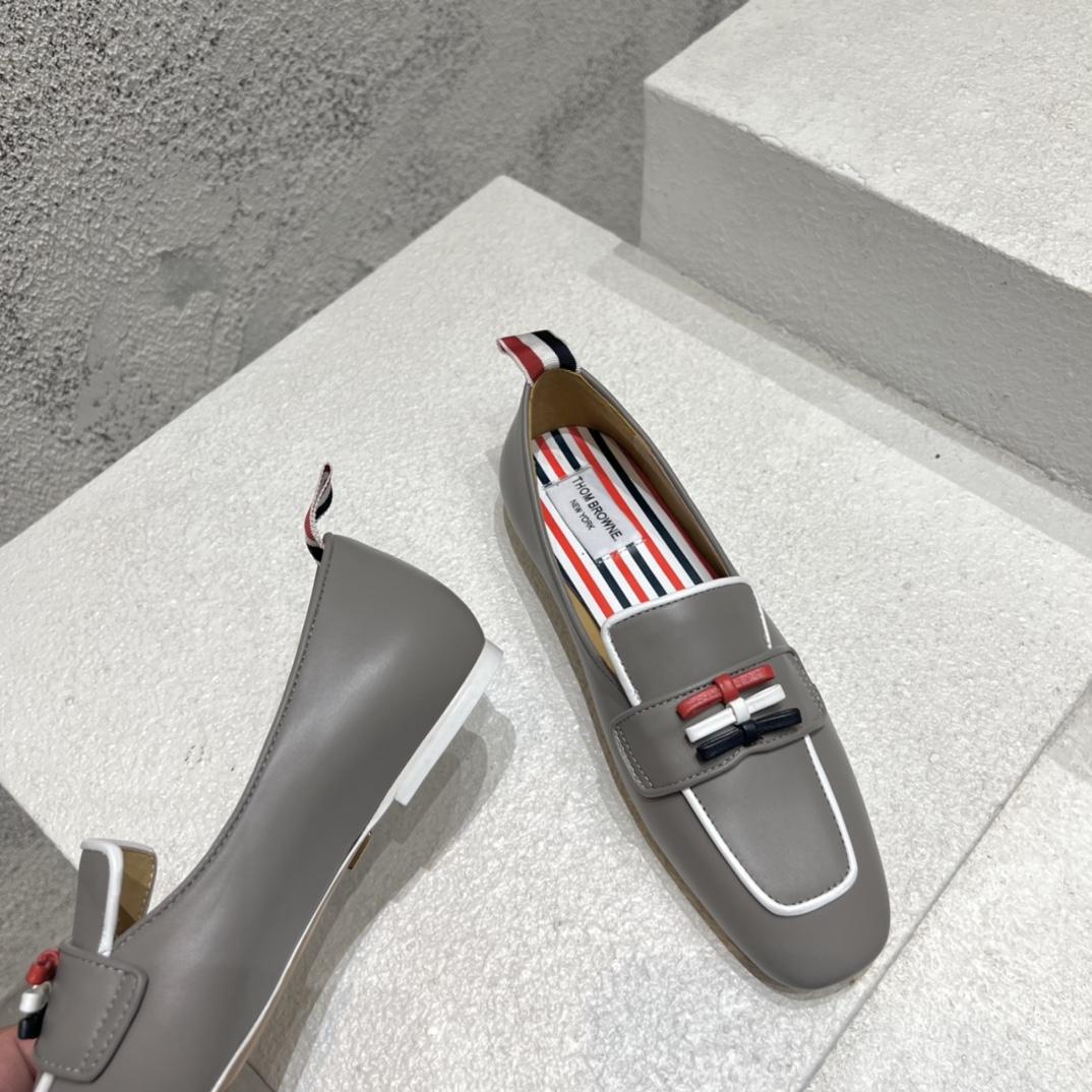 Thom Browne Bow-detail Flat Loafers - PerfectKickZ