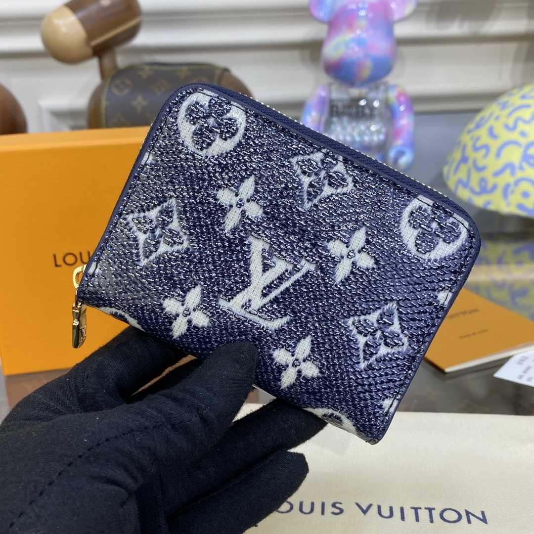 Louis Vuitton Zippy Coin Purse Padlock Python (11x8.5x2cm)   M82483  - PerfectKickZ