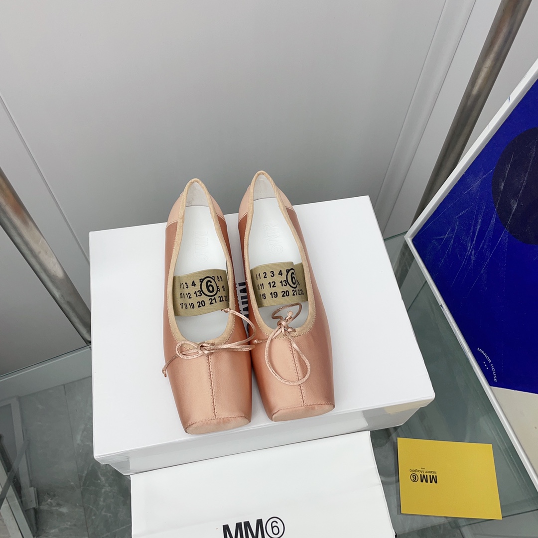 Maison Margiela MM6 Logo-strap Ballerina Shoes - PerfectKickZ