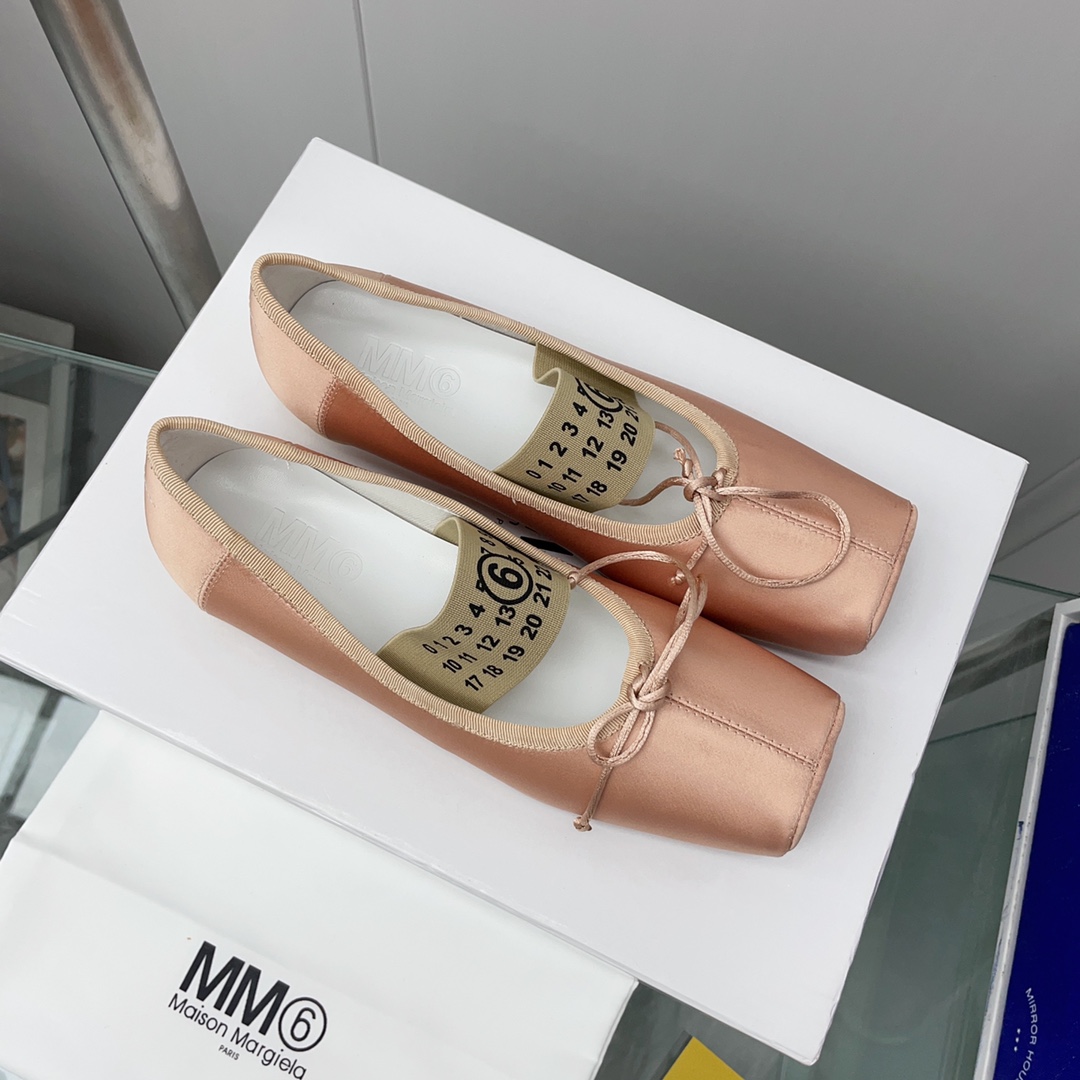 Maison Margiela MM6 Logo-strap Ballerina Shoes - PerfectKickZ